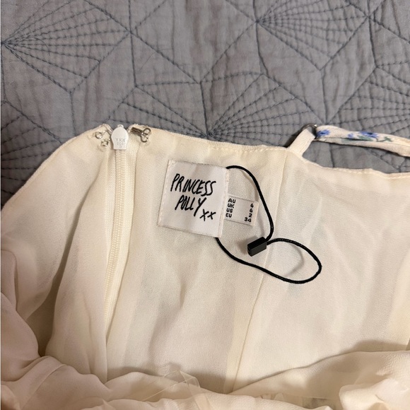 Princess Polly Sing Along Maxi Dress White/Blue Floral Sz 2 - Picture 5 of 7